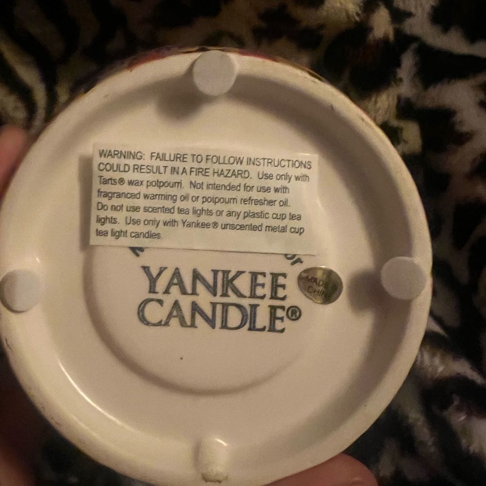 Yankee Candle Halloween Wax warmer - Picture 6 of 6